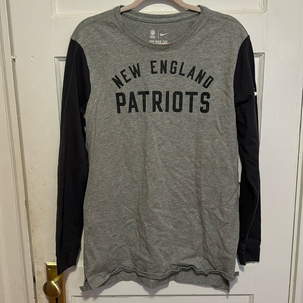 Patriots long sleeve shirt